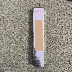 Becca Skin Love Foundation: Shade Vanilla